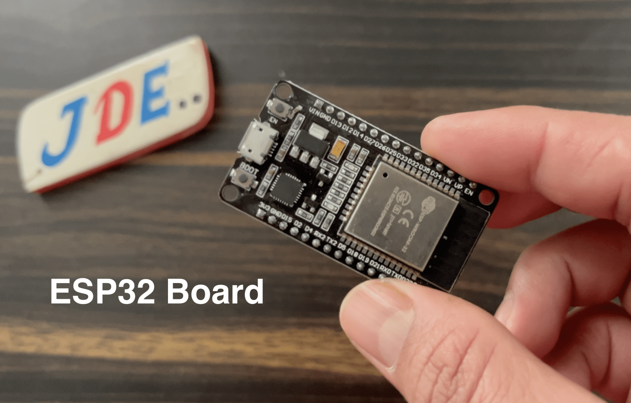 ESP32 LM35 Temperature Sensor