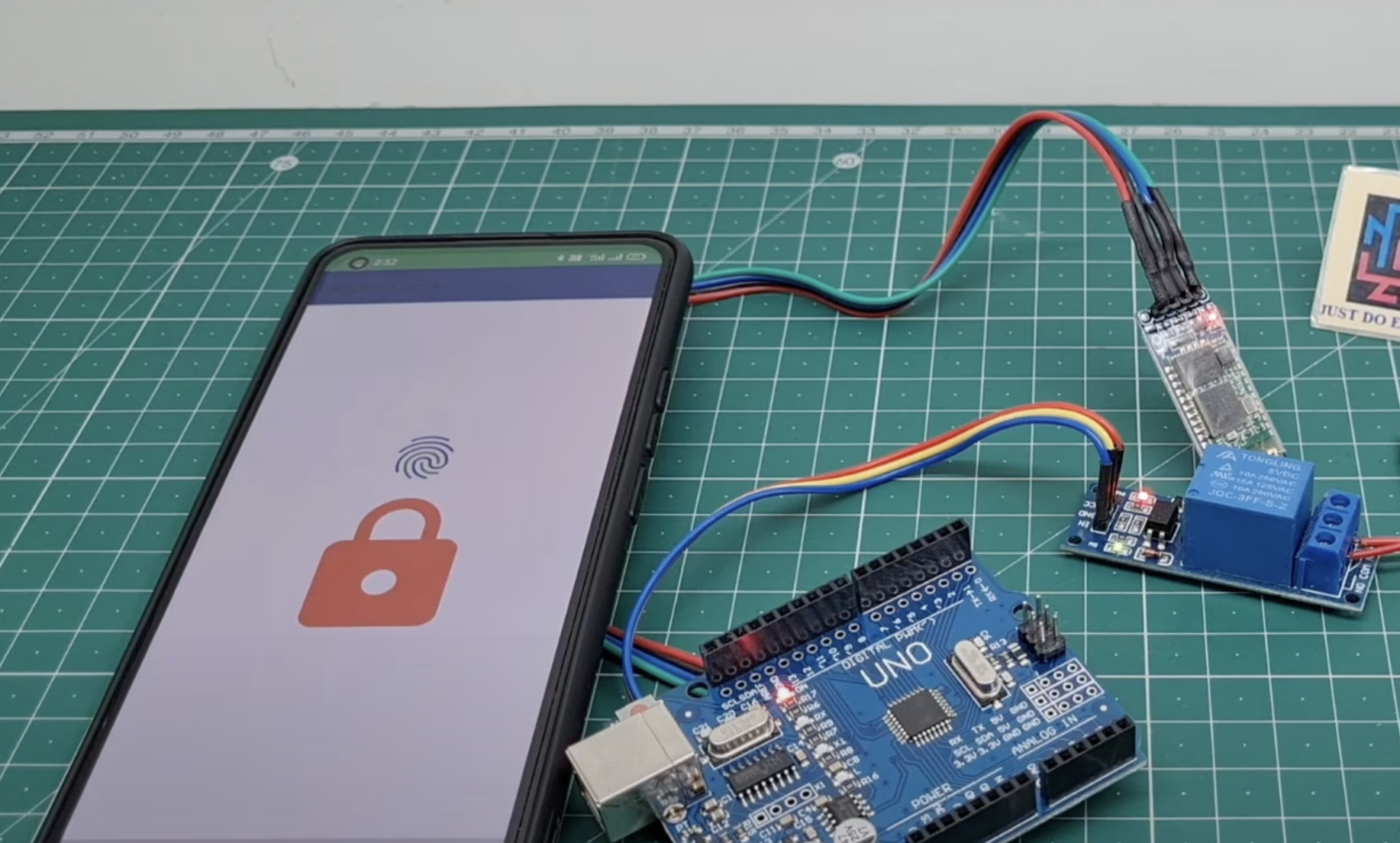 How to make an RFID door lock system using an Arduino Nano board